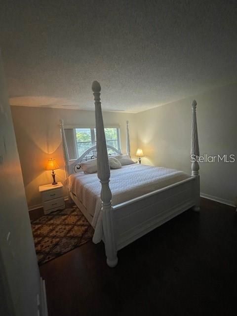 待售: $115,000 (2 贝兹, 2 浴室, 1378 平方英尺)