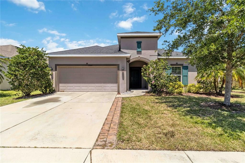 На продажу: $350,000 (4 спален, 2 ванн, 1850 Квадратных фут)