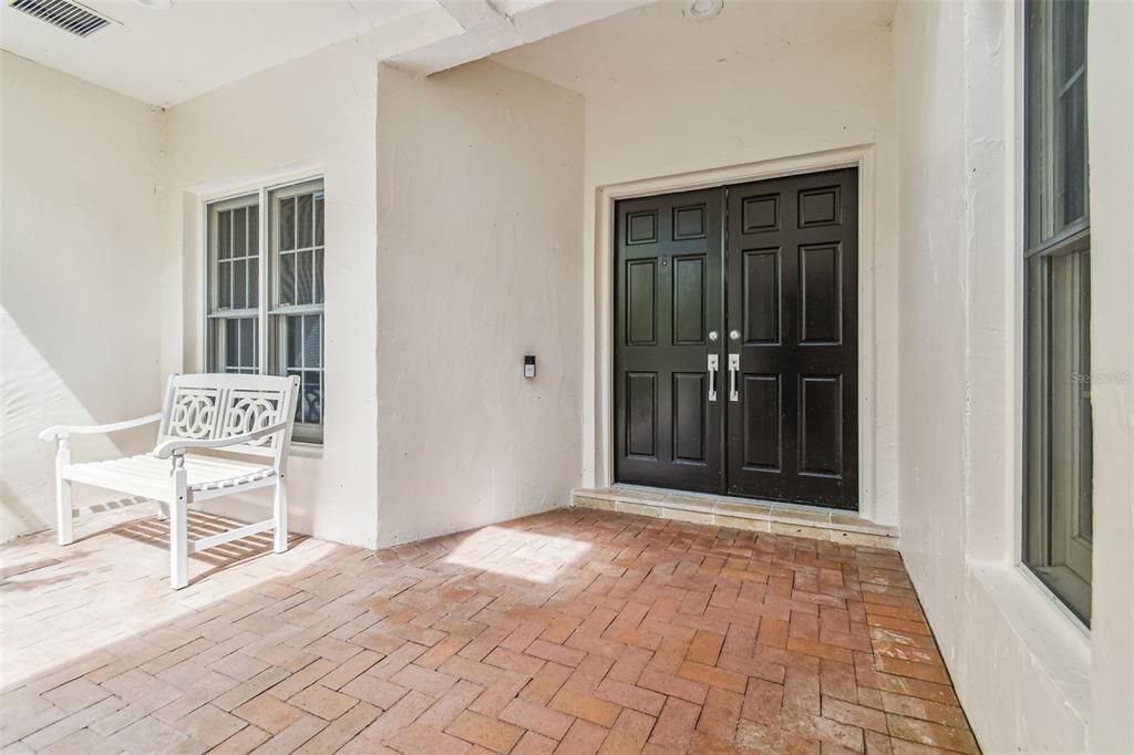 For Rent: $5,995 (3 beds, 3 baths, 2636 Square Feet)