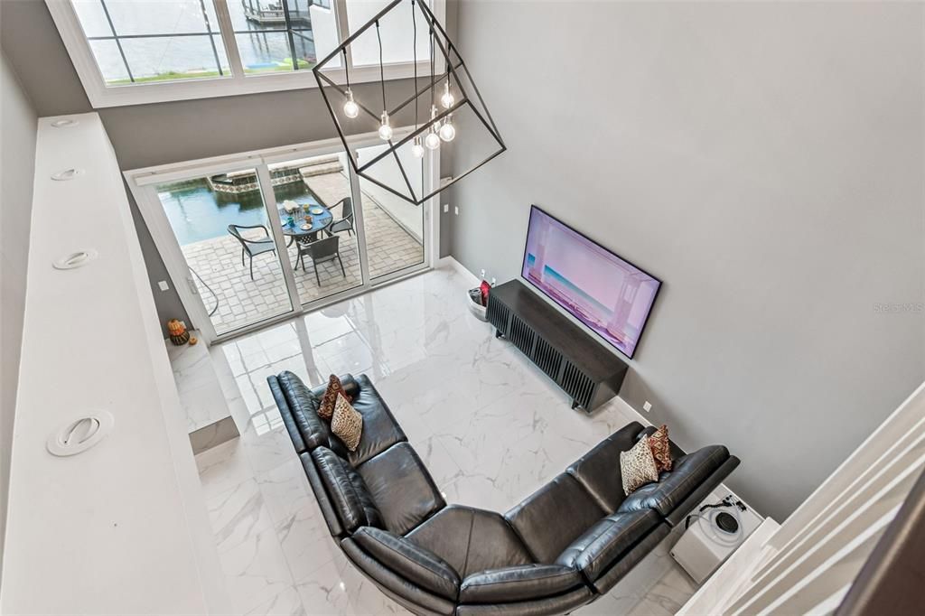 For Rent: $5,995 (3 beds, 3 baths, 2636 Square Feet)