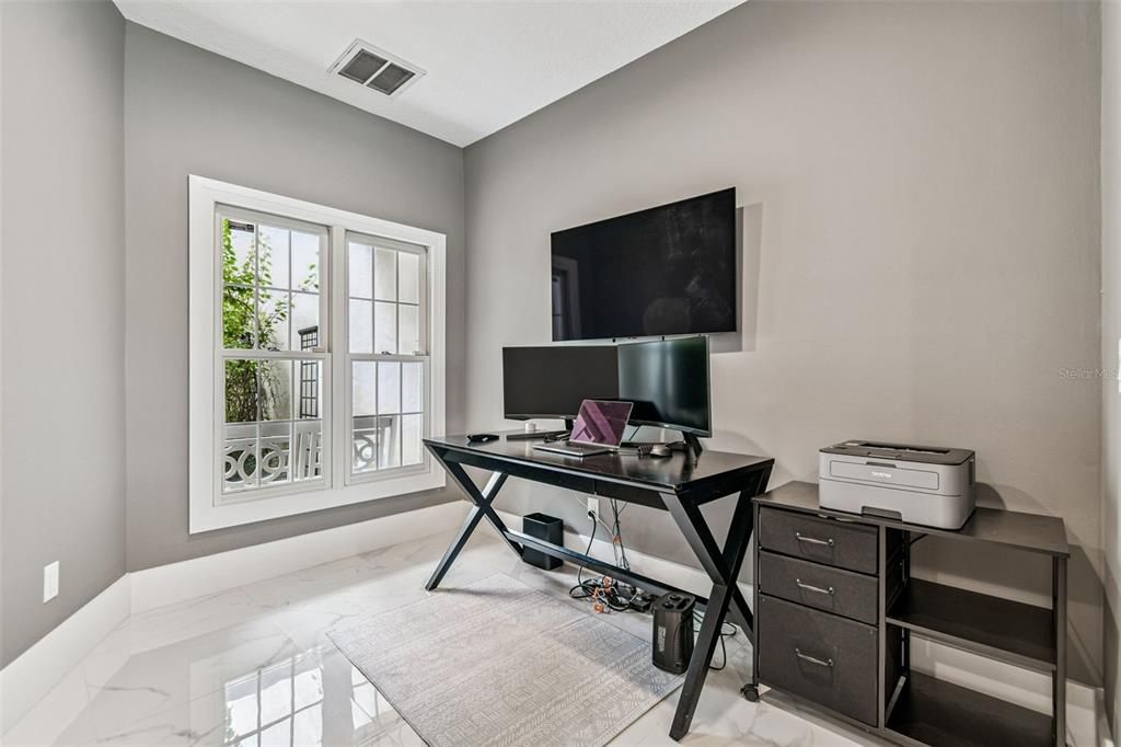 For Rent: $5,995 (3 beds, 3 baths, 2636 Square Feet)