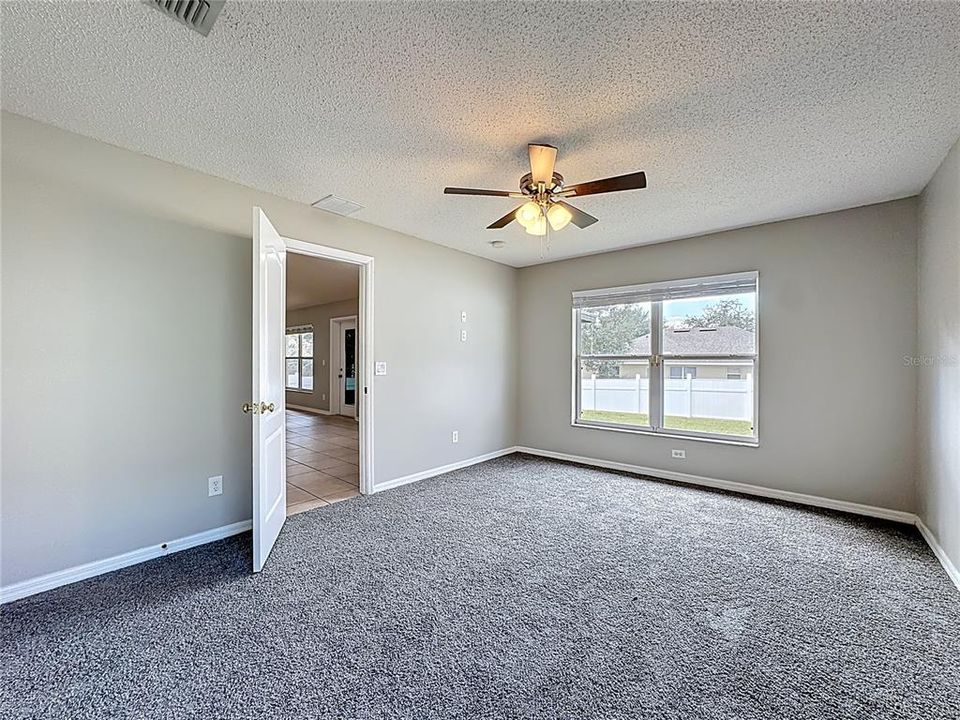 For Sale: $375,000 (4 beds, 2 baths, 1775 Square Feet)