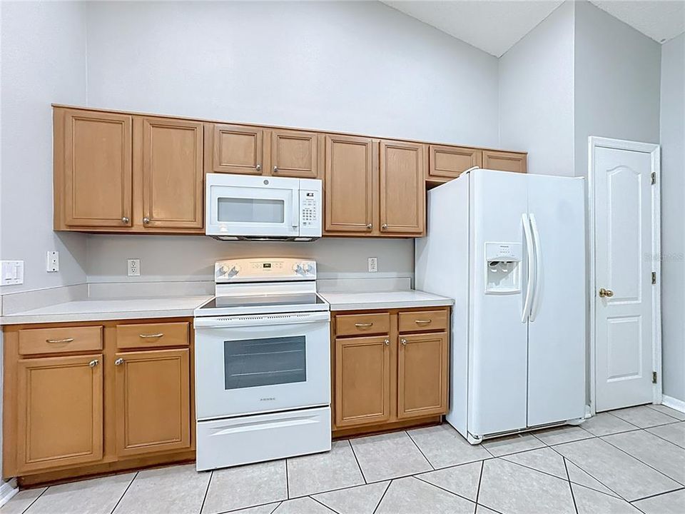 For Sale: $375,000 (4 beds, 2 baths, 1775 Square Feet)