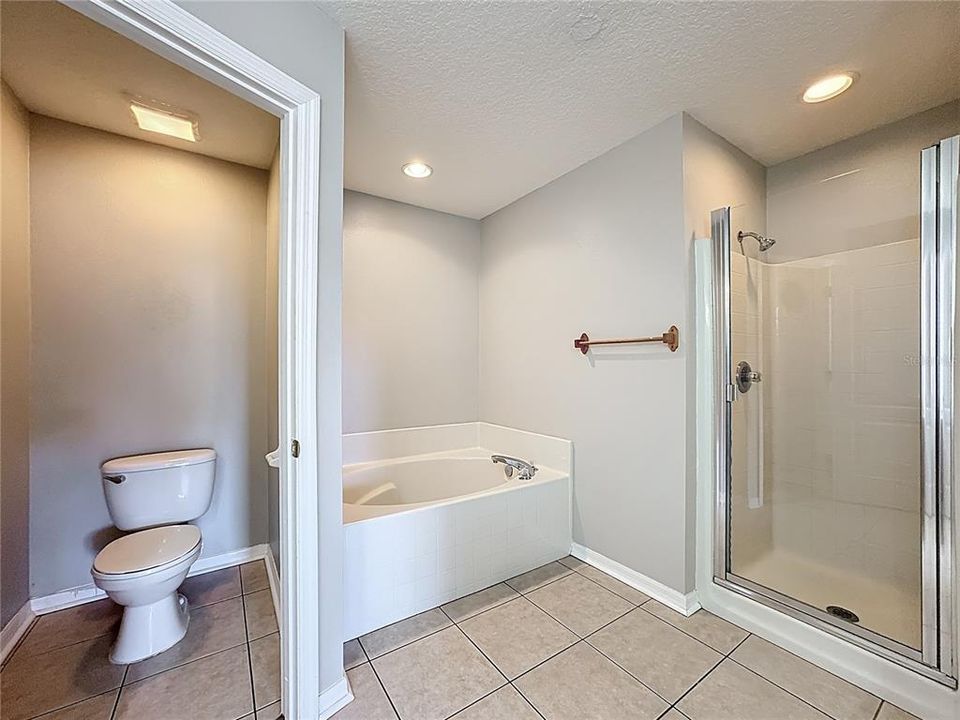 For Sale: $375,000 (4 beds, 2 baths, 1775 Square Feet)