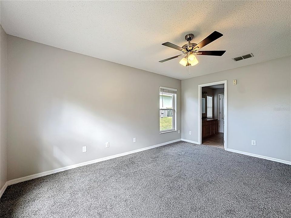 For Sale: $375,000 (4 beds, 2 baths, 1775 Square Feet)