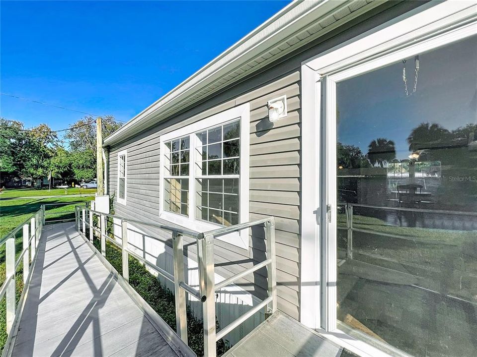 На продажу: $195,000 (2 спален, 2 ванн, 1560 Квадратных фут)