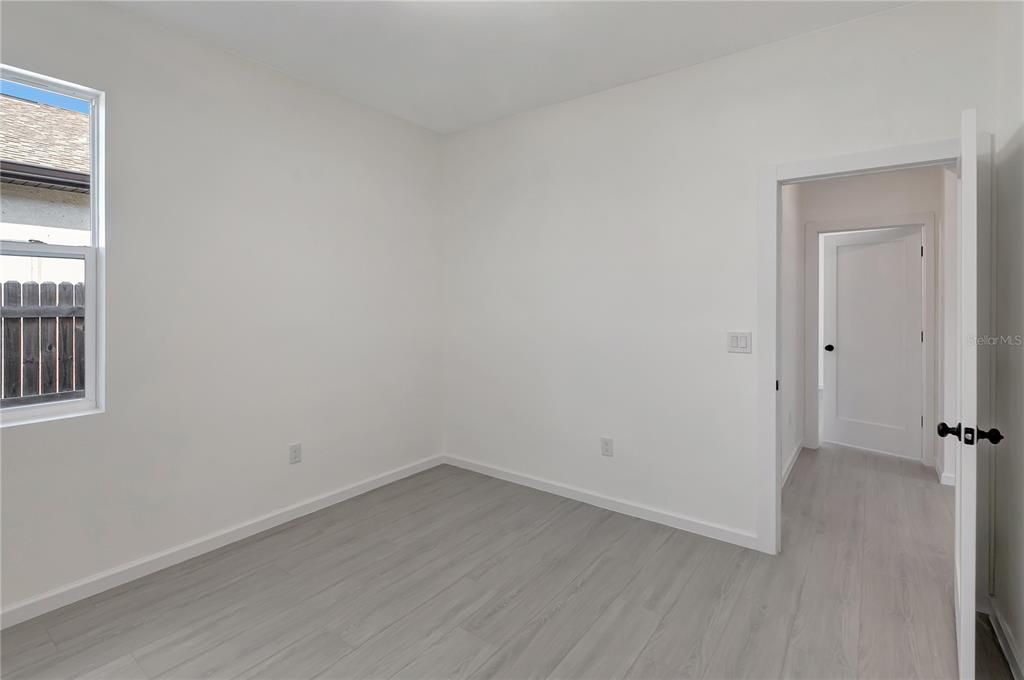 For Sale: $409,900 (4 beds, 2 baths, 1620 Square Feet)