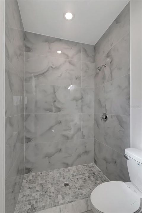 For Sale: $409,900 (4 beds, 2 baths, 1620 Square Feet)