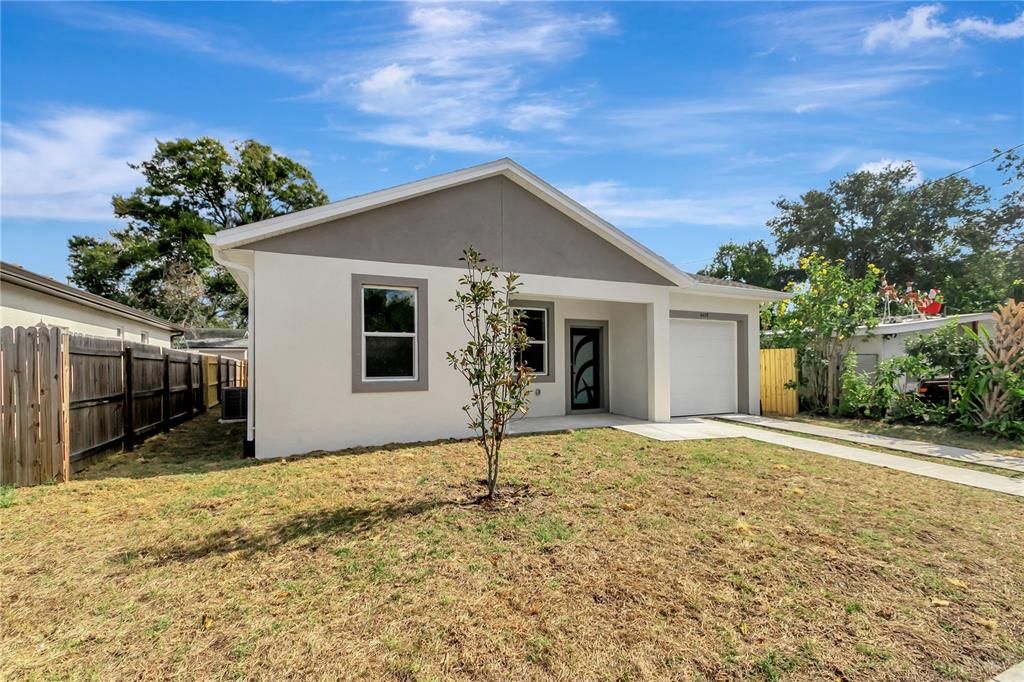 For Sale: $409,900 (4 beds, 2 baths, 1620 Square Feet)