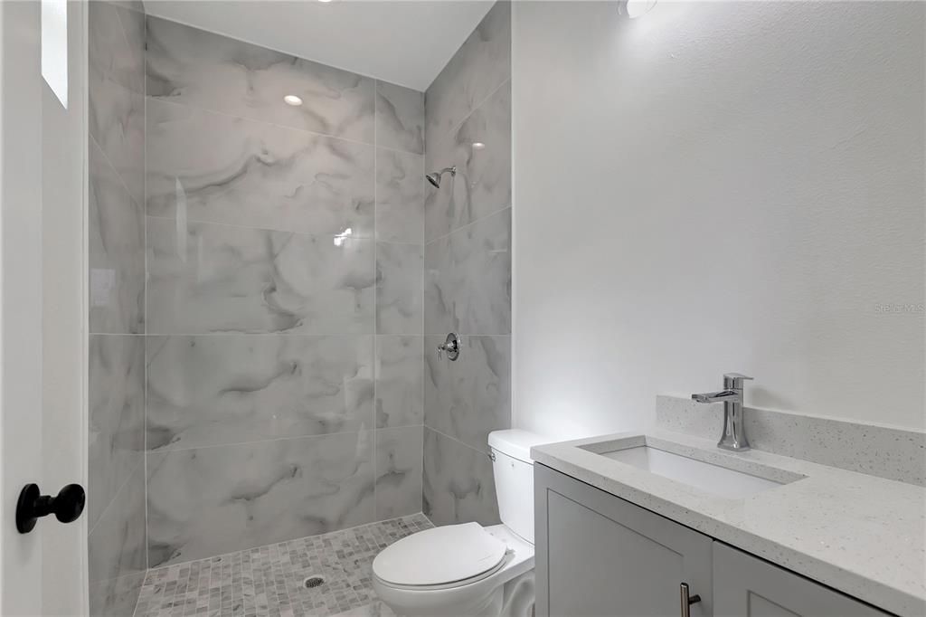 For Sale: $409,900 (4 beds, 2 baths, 1620 Square Feet)