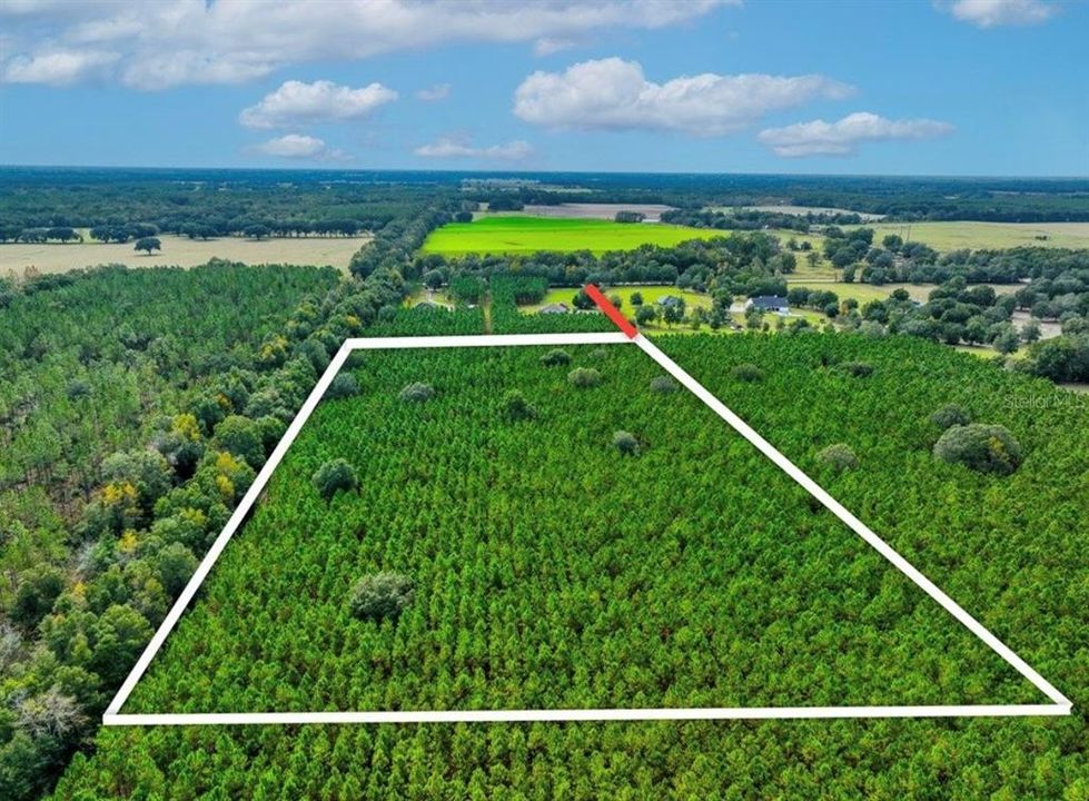 待售: $482,600 (12.70 acres)