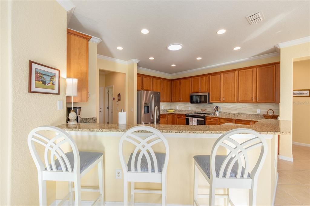 En Venta: $583,900 (3 camas, 2 baños, 2710 Pies cuadrados)