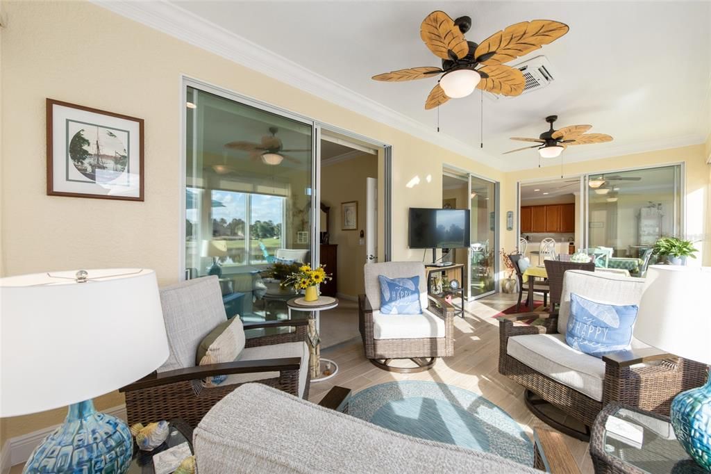 En Venta: $583,900 (3 camas, 2 baños, 2710 Pies cuadrados)