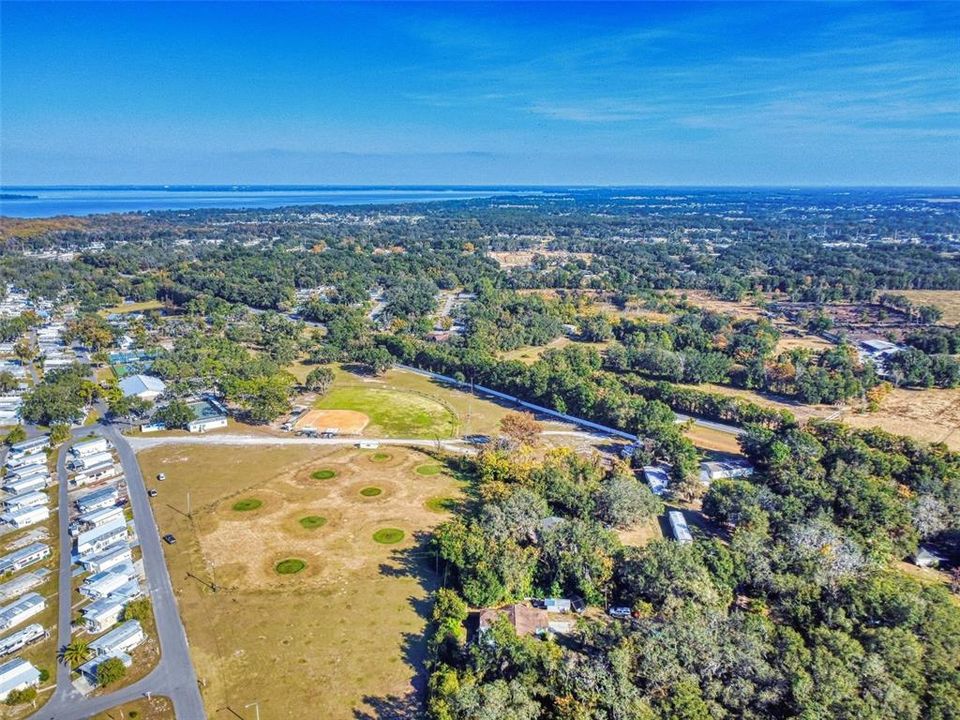 待售: $345,000 (4 贝兹, 2 浴室, 2127 平方英尺)