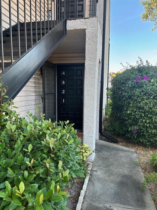 待售: $180,000 (2 贝兹, 2 浴室, 1191 平方英尺)