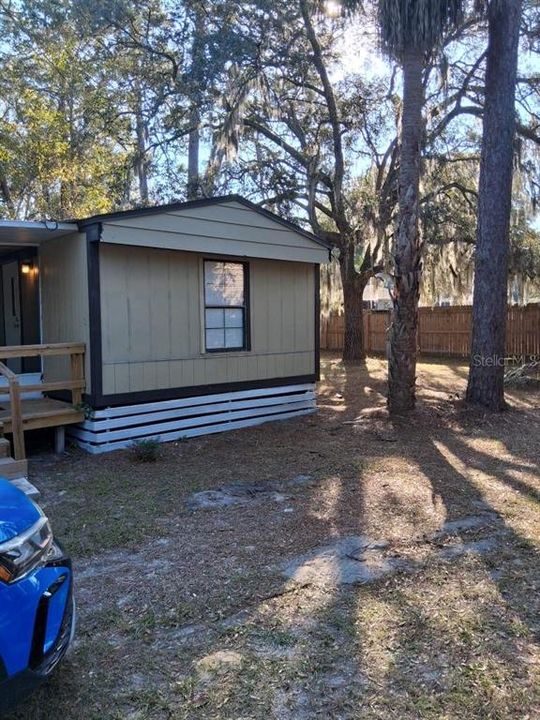 На продажу: $180,000 (2 спален, 1 ванн, 616 Квадратных фут)