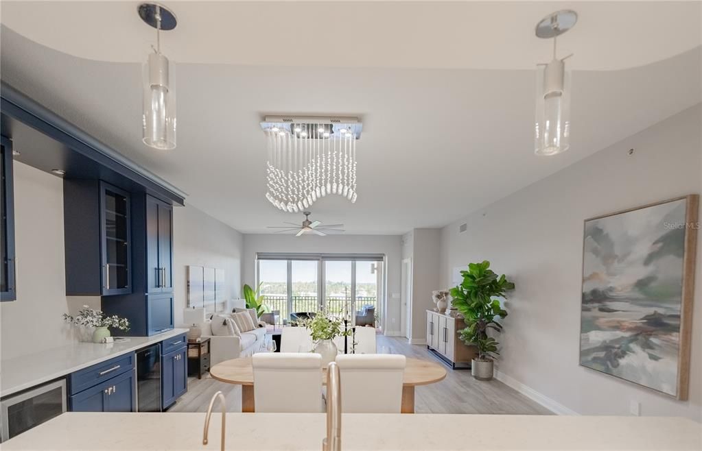 For Sale: $689,000 (2 beds, 2 baths, 1705 Square Feet)