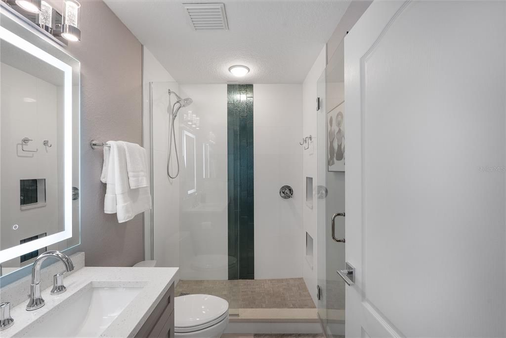 For Sale: $689,000 (2 beds, 2 baths, 1705 Square Feet)