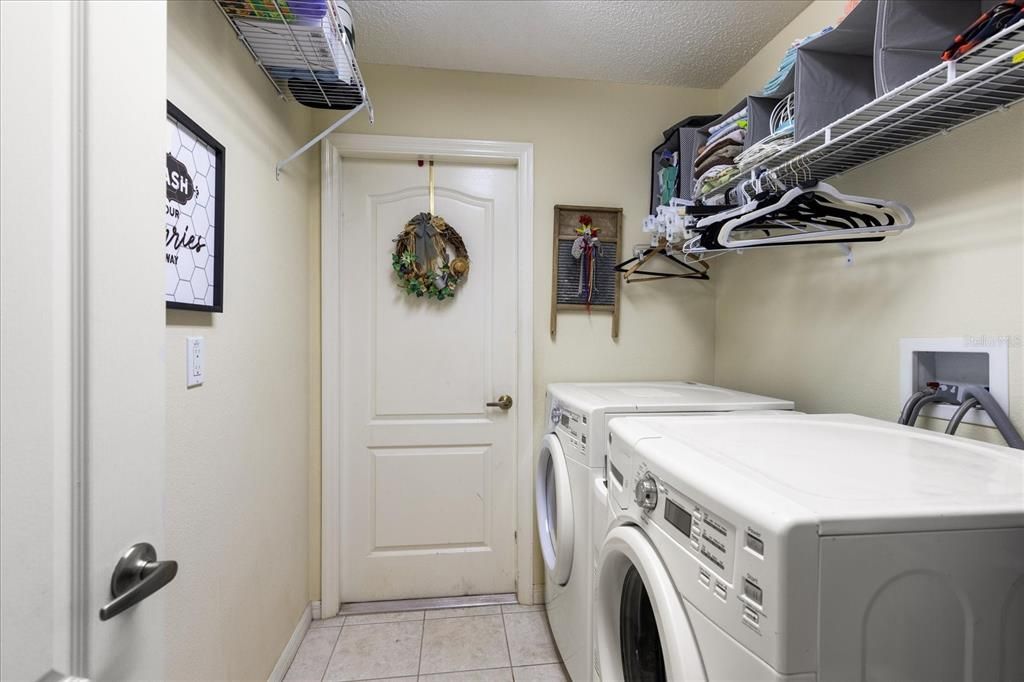 待售: $310,000 (3 贝兹, 2 浴室, 1975 平方英尺)