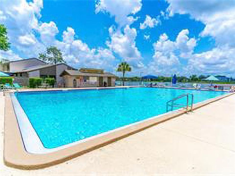 For Sale: $325,000 (2 beds, 2 baths, 1296 Square Feet)