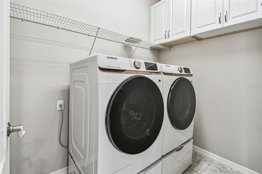 На продажу: $430,000 (3 спален, 2 ванн, 2086 Квадратных фут)