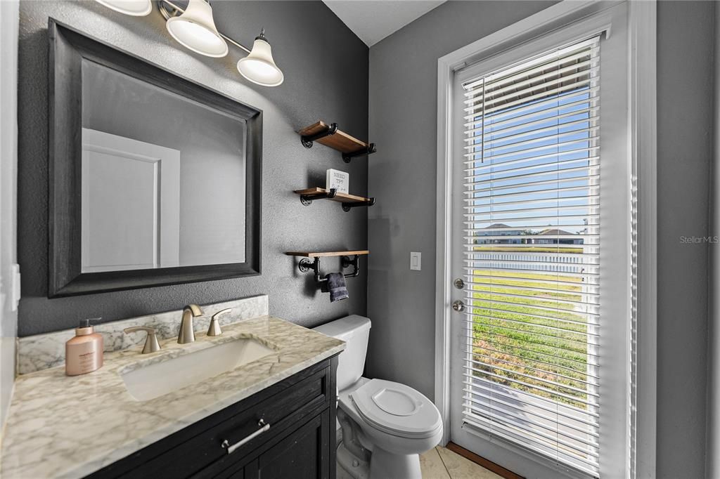 En Venta: $439,900 (4 camas, 2 baños, 3034 Pies cuadrados)