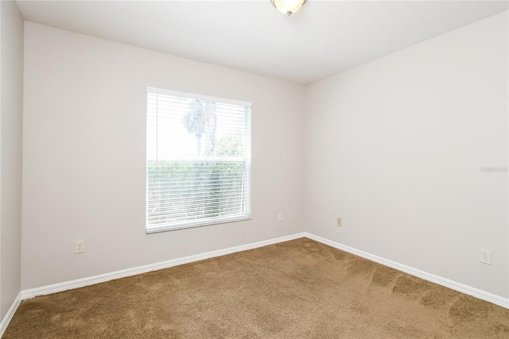 Activo con contrato: $365,000 (3 camas, 2 baños, 1618 Pies cuadrados)