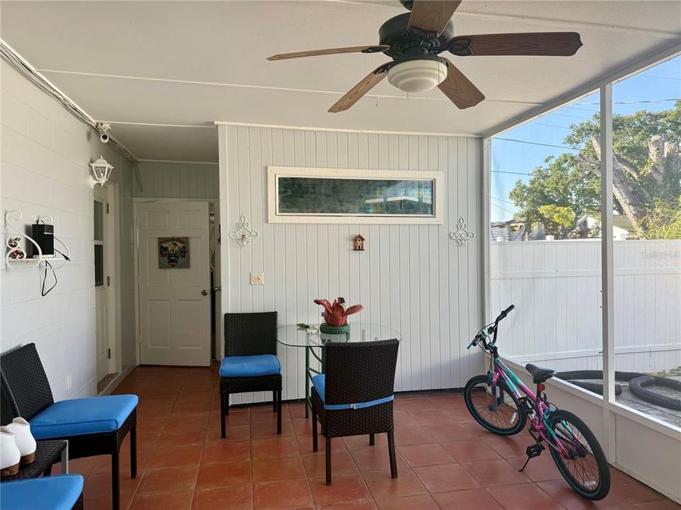 En Venta: $369,900 (3 camas, 2 baños, 1020 Pies cuadrados)