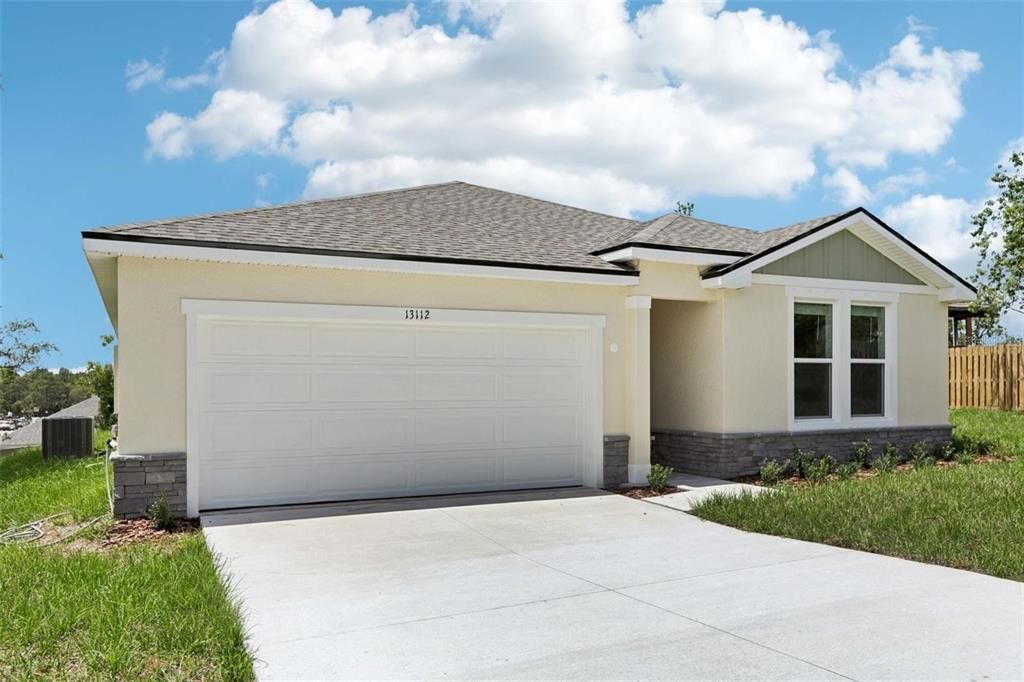 В аренду: $2,200 (3 спален, 2 ванн, 1707 Квадратных фут)