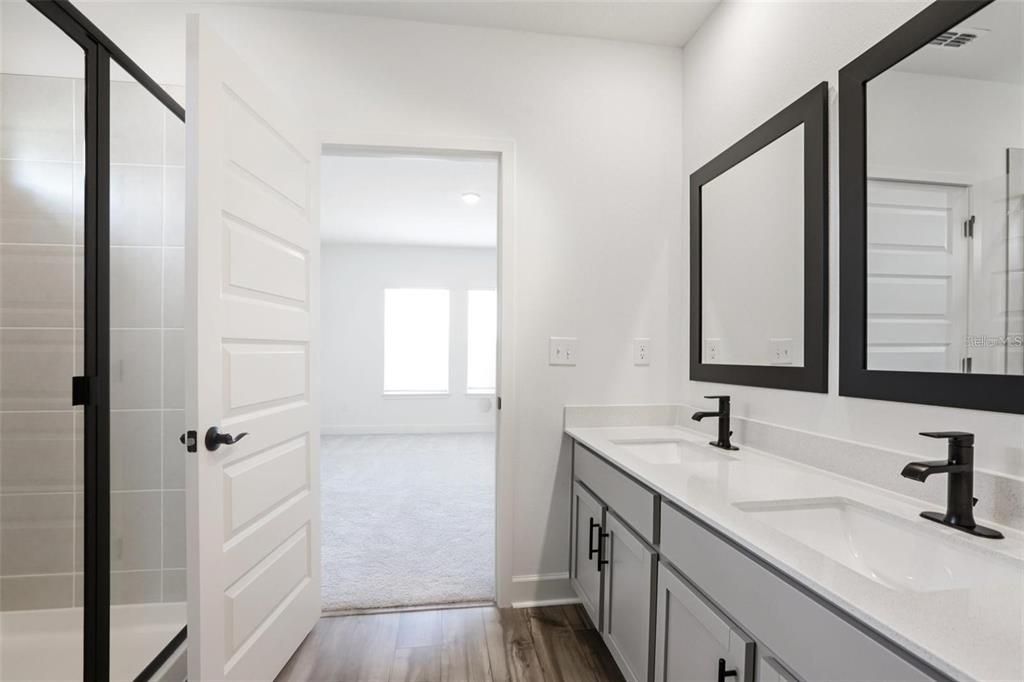 В аренду: $2,200 (3 спален, 2 ванн, 1707 Квадратных фут)