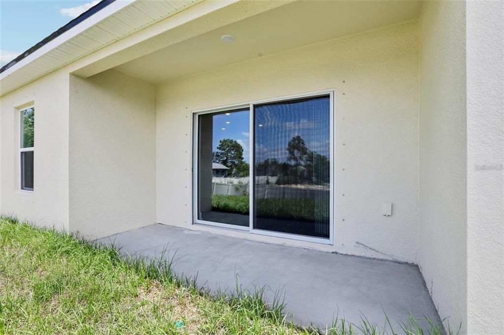 В аренду: $2,200 (3 спален, 2 ванн, 1707 Квадратных фут)