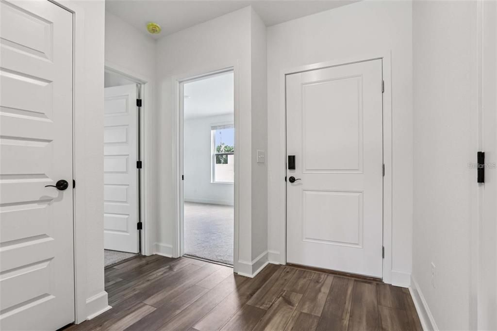 В аренду: $2,200 (3 спален, 2 ванн, 1707 Квадратных фут)