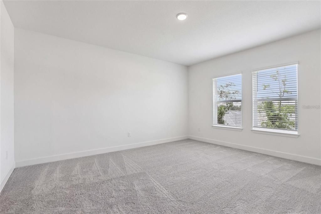 В аренду: $2,200 (3 спален, 2 ванн, 1707 Квадратных фут)