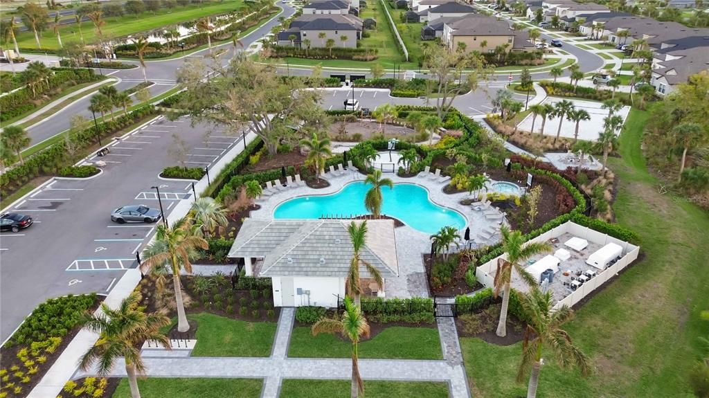 En Renta: $3,800 (4 camas, 3 baños, 2624 Pies cuadrados)