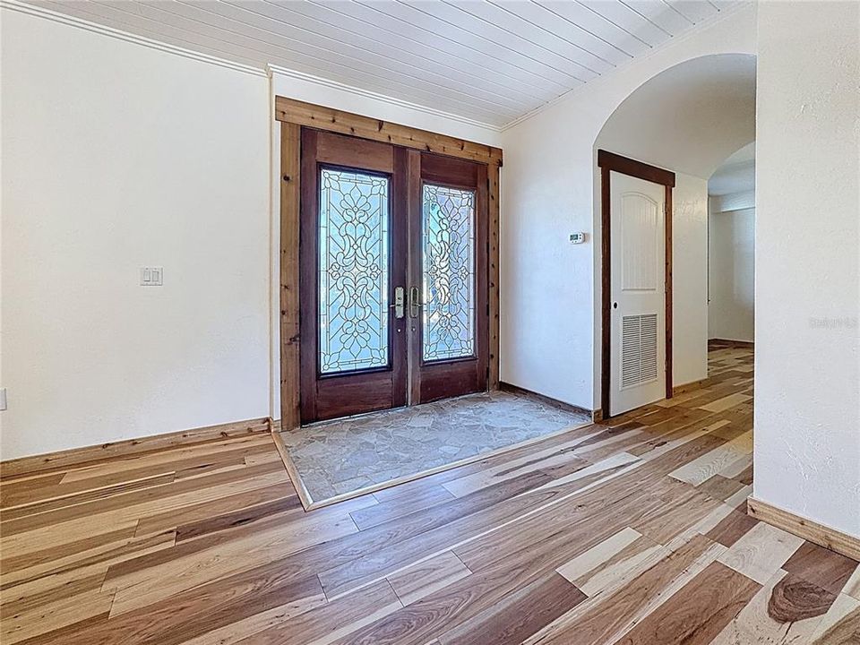 На продажу: $2,695,000 (7 спален, 5 ванн, 4920 Квадратных фут)