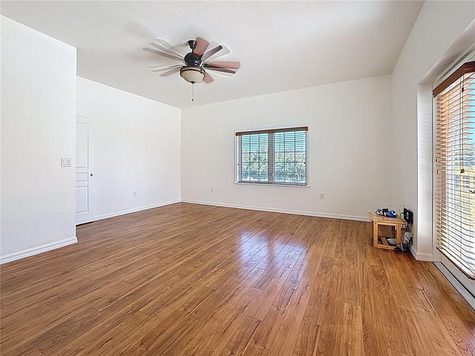 На продажу: $2,695,000 (7 спален, 5 ванн, 4920 Квадратных фут)