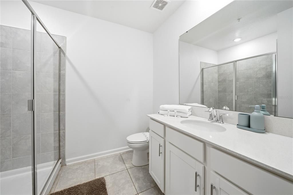 待售: $329,000 (2 贝兹, 2 浴室, 1388 平方英尺)