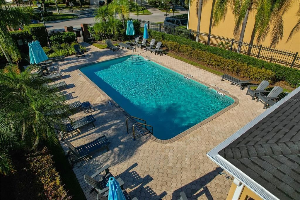 Active With Contract: $319,900 (3 beds, 2 baths, 1685 Square Feet)