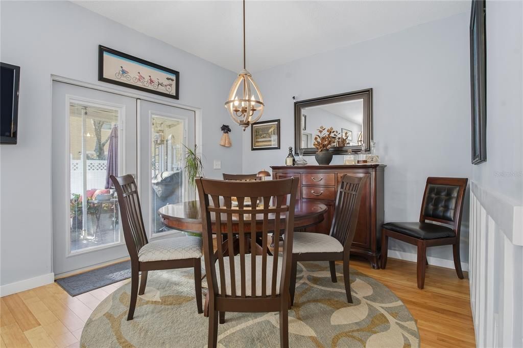 Active With Contract: $319,900 (3 beds, 2 baths, 1685 Square Feet)