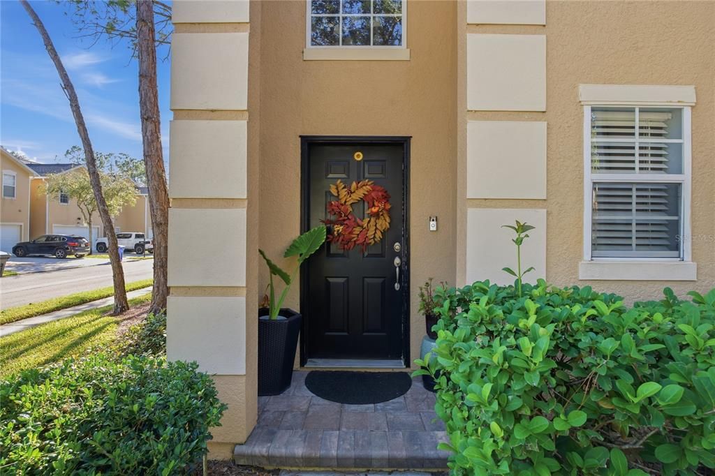 Active With Contract: $319,900 (3 beds, 2 baths, 1685 Square Feet)