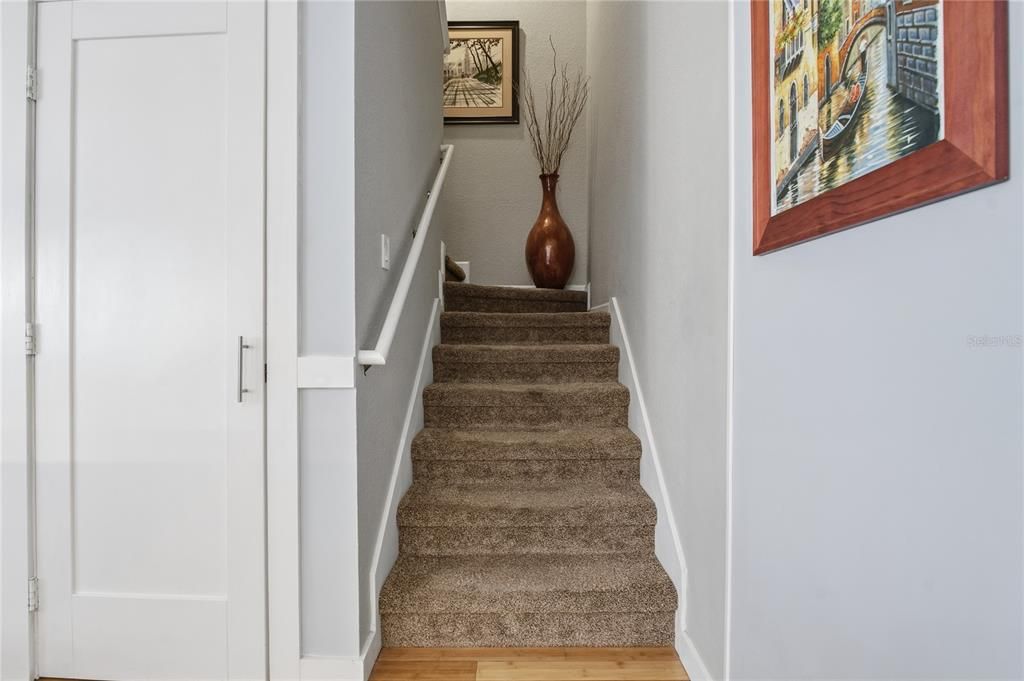 Active With Contract: $319,900 (3 beds, 2 baths, 1685 Square Feet)