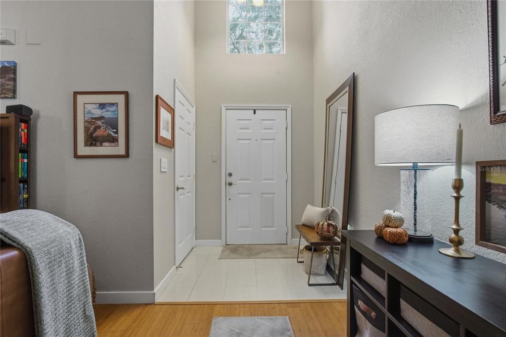 Active With Contract: $319,900 (3 beds, 2 baths, 1685 Square Feet)