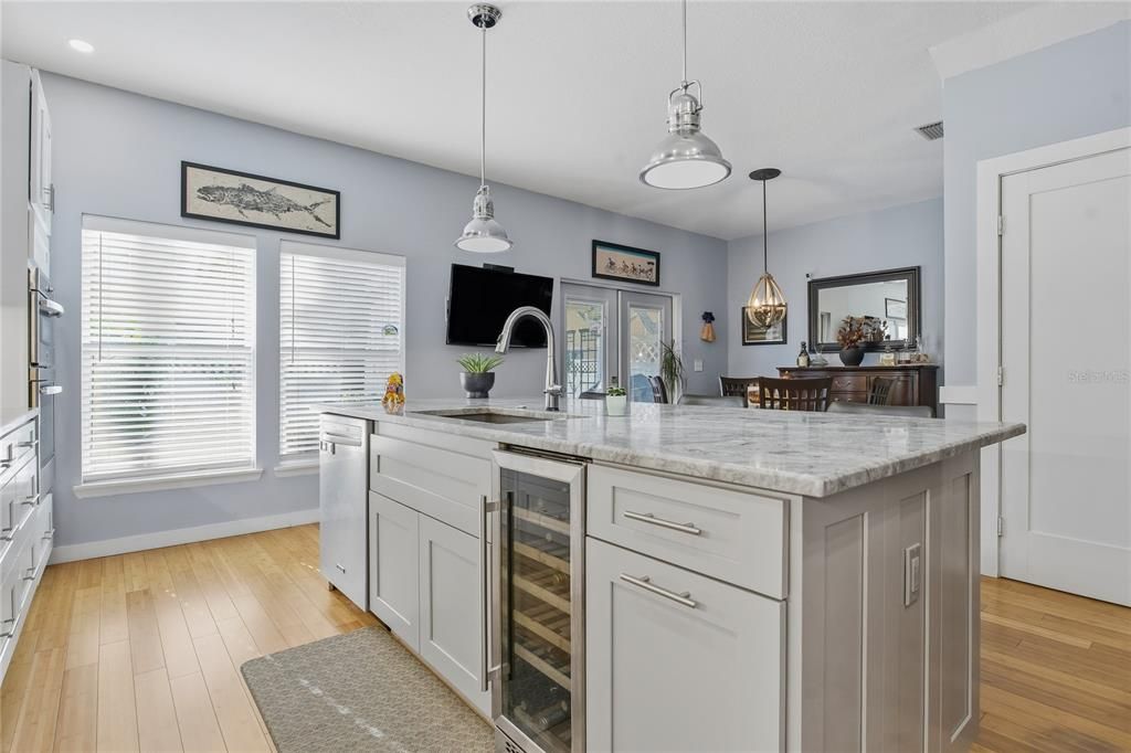 Active With Contract: $319,900 (3 beds, 2 baths, 1685 Square Feet)