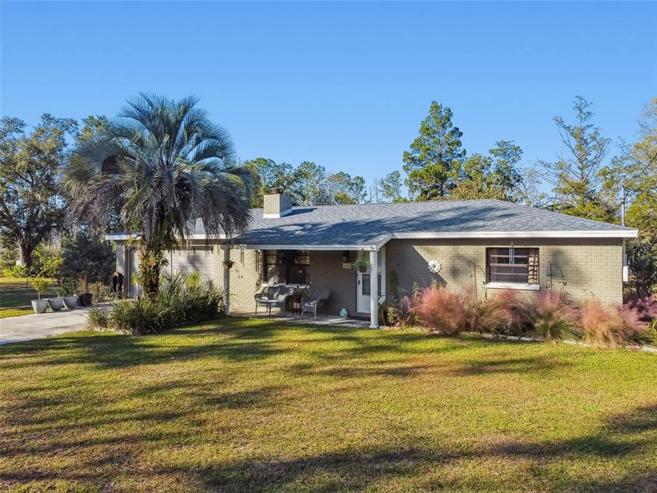 For Sale: $390,000 (2 beds, 2 baths, 1000 Square Feet)