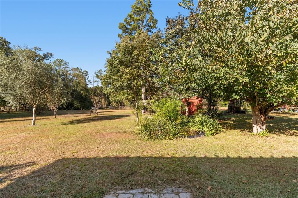 For Sale: $390,000 (2 beds, 2 baths, 1000 Square Feet)