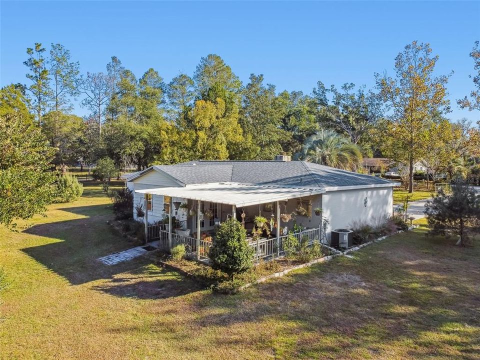 For Sale: $390,000 (2 beds, 2 baths, 1000 Square Feet)