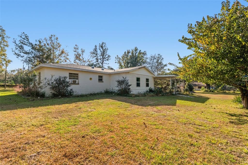 For Sale: $390,000 (2 beds, 2 baths, 1000 Square Feet)