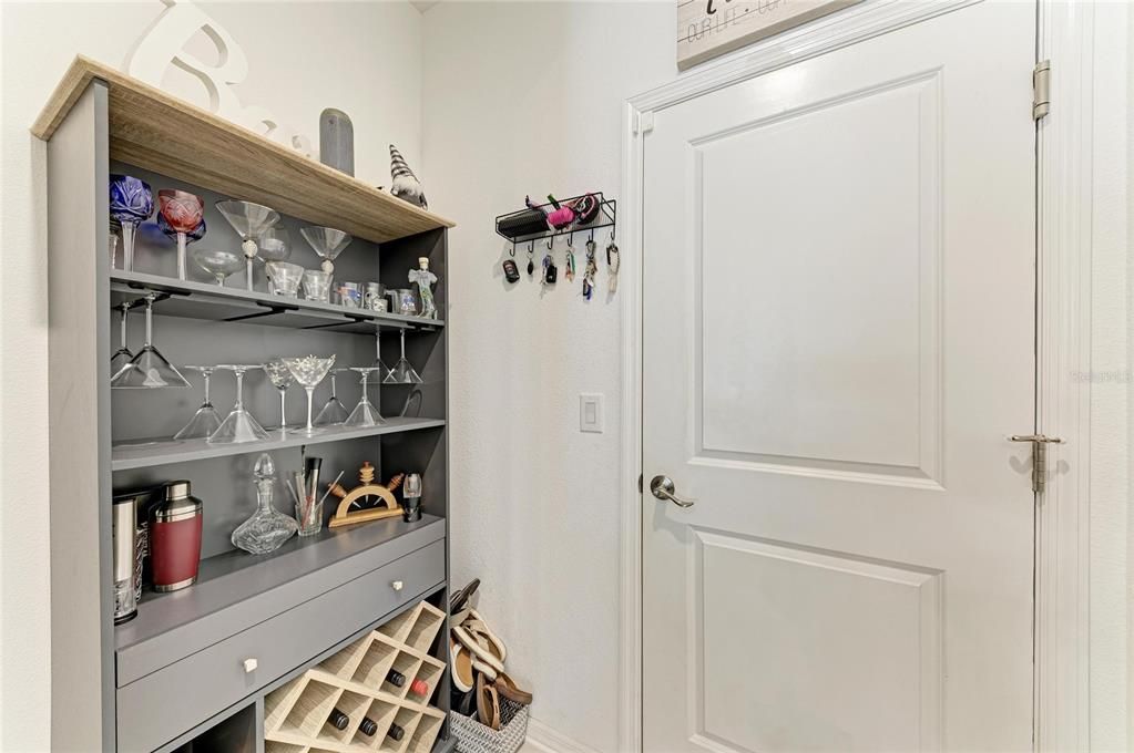 En Venta: $324,500 (3 camas, 2 baños, 1766 Pies cuadrados)