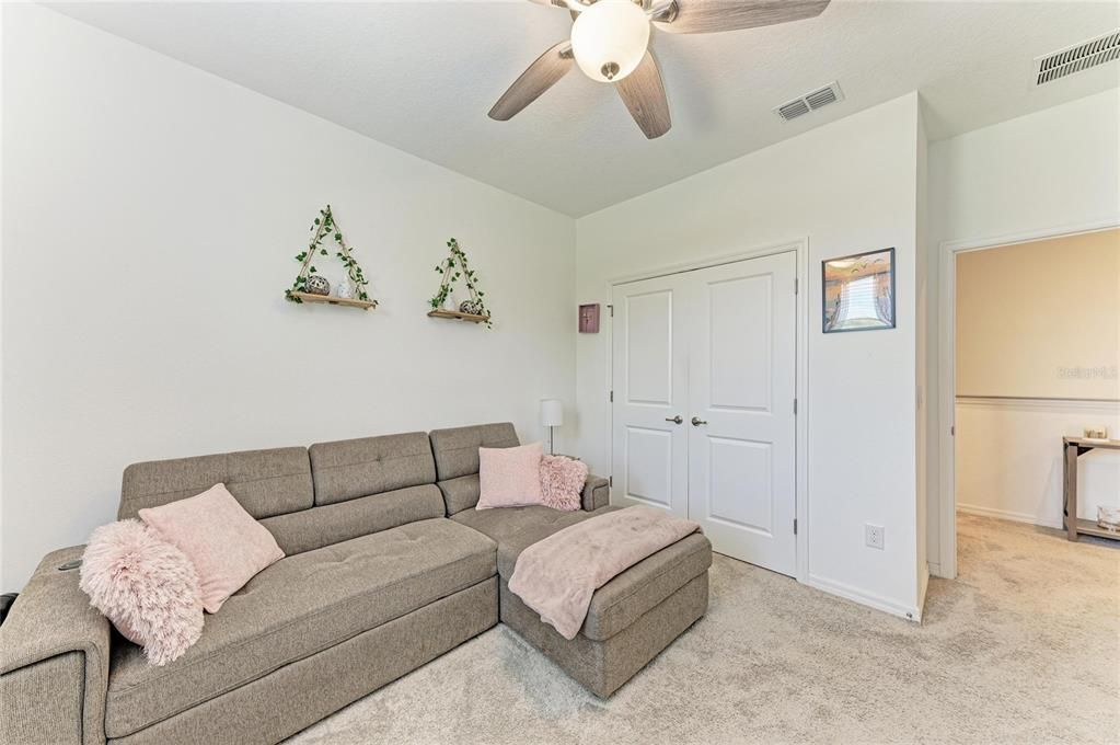 En Venta: $324,500 (3 camas, 2 baños, 1766 Pies cuadrados)