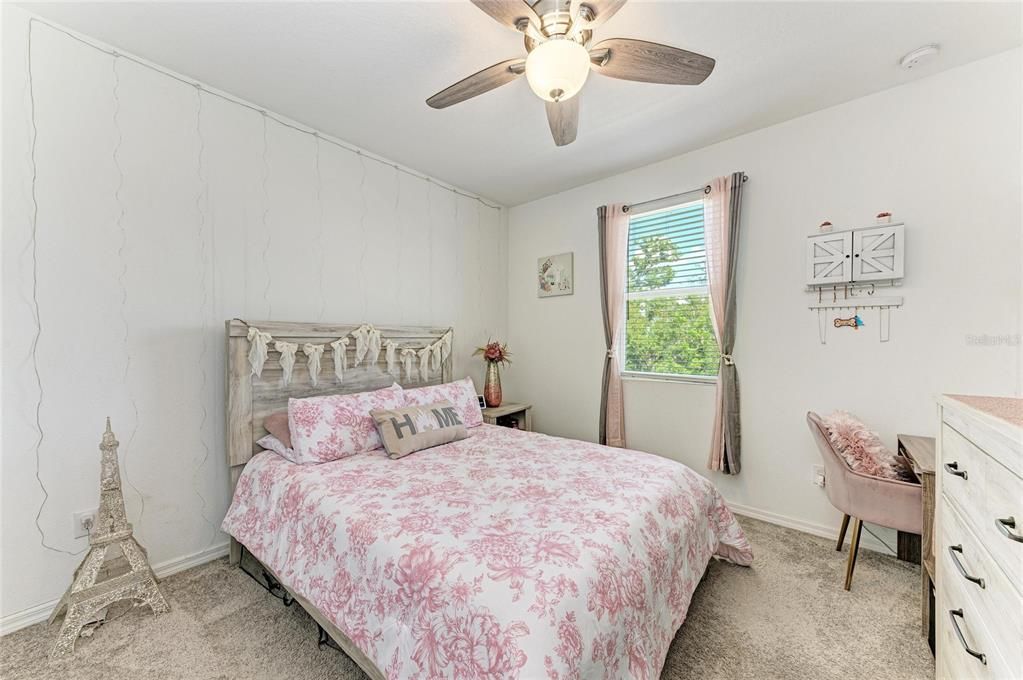 En Venta: $324,500 (3 camas, 2 baños, 1766 Pies cuadrados)